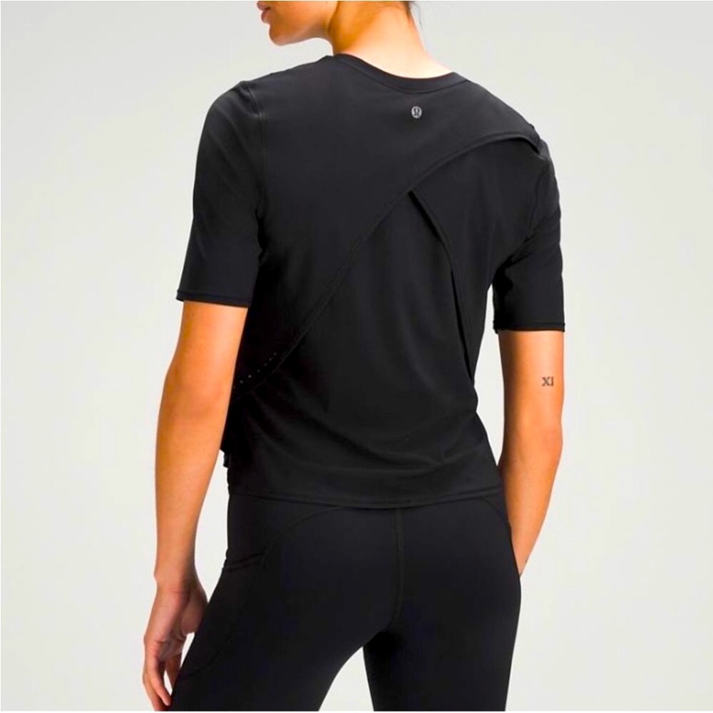 Lululemon Uv Protection Fold-Over Running T-Shirt - image 1